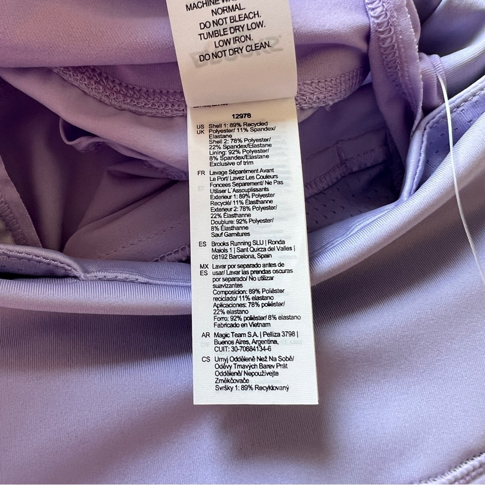 NWT Brooks Women's Chaser 7" Short in Violet Dash, XS - Picture 11 of 15